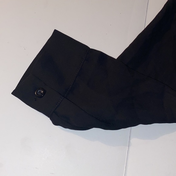 Forever 21 Double Pocket Sheer Chiffon Button Long Sleeve Blouse in Small - Picture 7 of 8